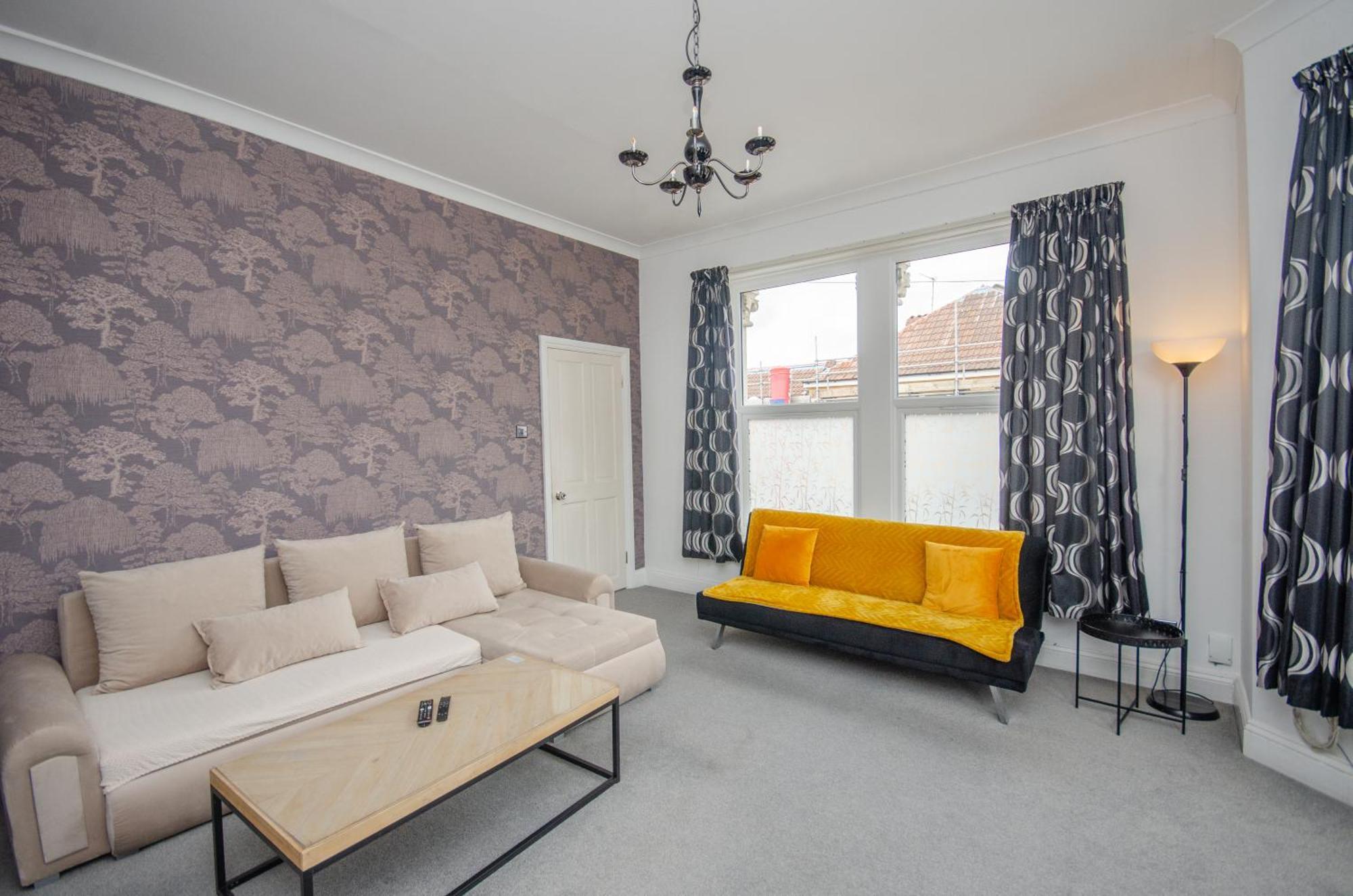 Stylish 91Sqm Victoria 2 Bedroom Apartment Bristol Exterior photo
